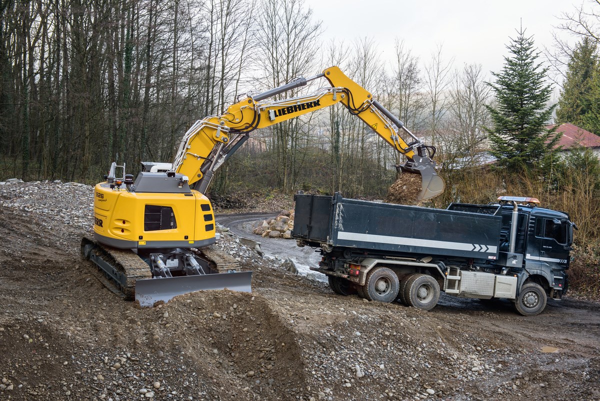 R 926 Compact Litronic | Liebherr